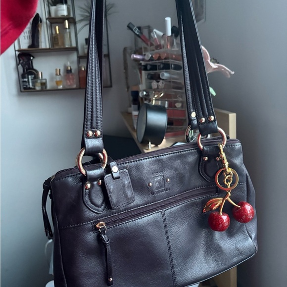 Stone Mountain Accessories Handbags - Brown leather bag with gold hardware and cherry charm